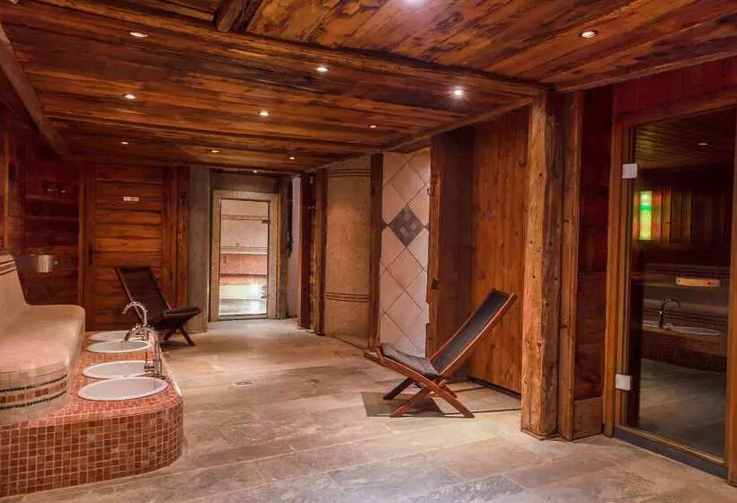 호텔 Chalethôtel La Marmotte, La Tapiaz & Spa, The Originals Relais
