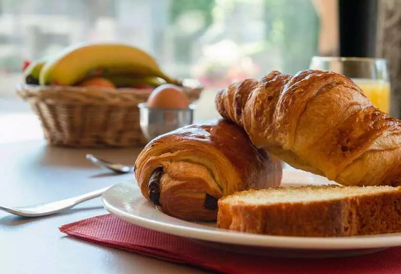 호텔 Chalethôtel La Marmotte, La Tapiaz & Spa, The Originals Relais