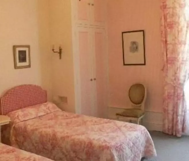 ホテル The Originals Château De Perigny