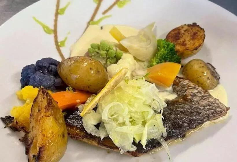 ホテル Domaine De La Reynaude