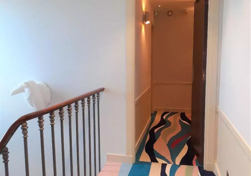 هتل Hôtel Edouard 6 By Malone