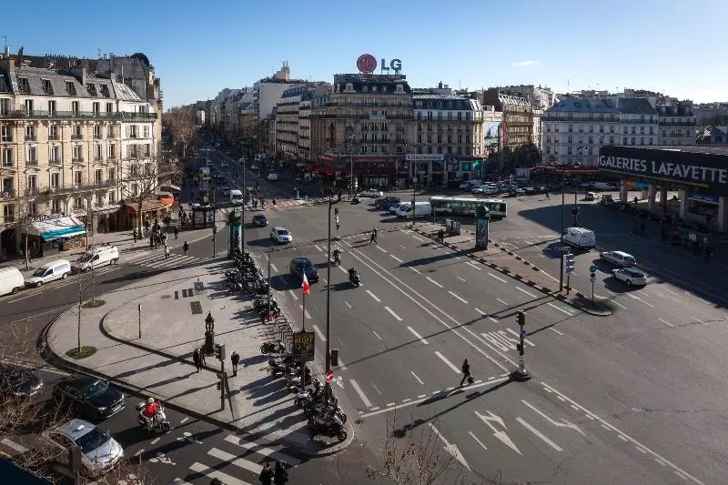 هتل Hôtel Edouard 6 By Malone