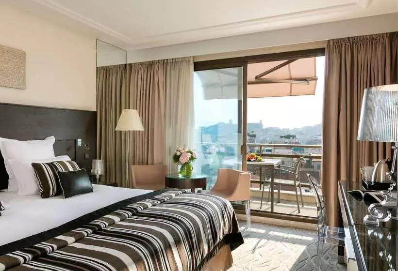 בית מלון כפרי Hôtel Barrière Le Gray D Albion