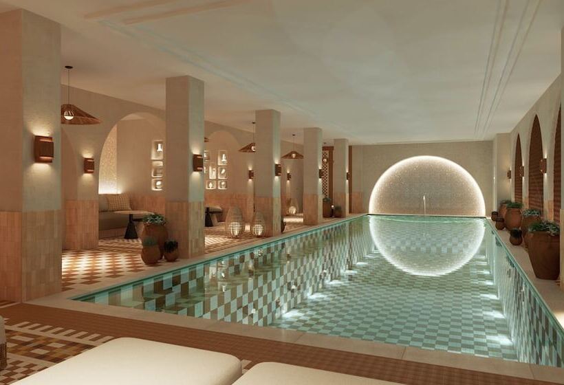 هتل Grand Coeur Latin