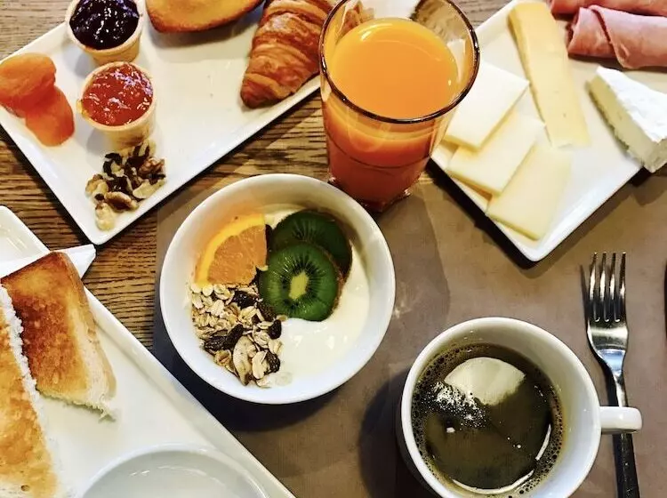 B&b Hotel Bordeaux Mérignac Cadera Aéroport