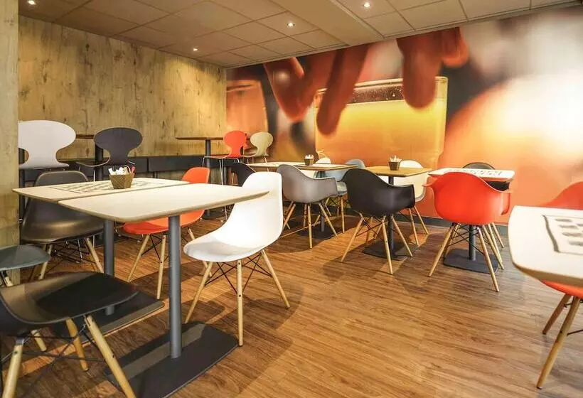 هتل Ibis Château De Fontainebleau