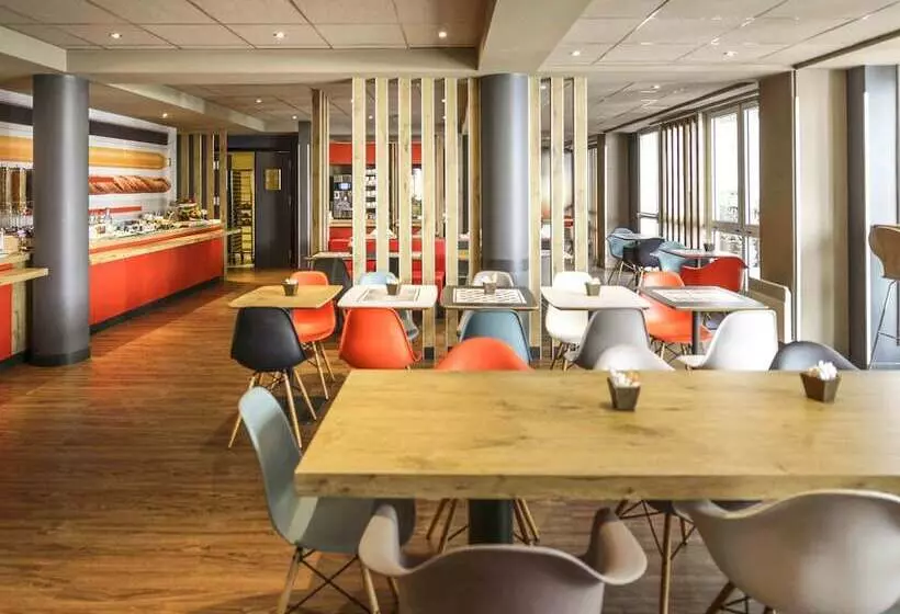 هتل Ibis Château De Fontainebleau