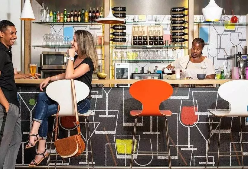 Отель Ibis Paris Creteil