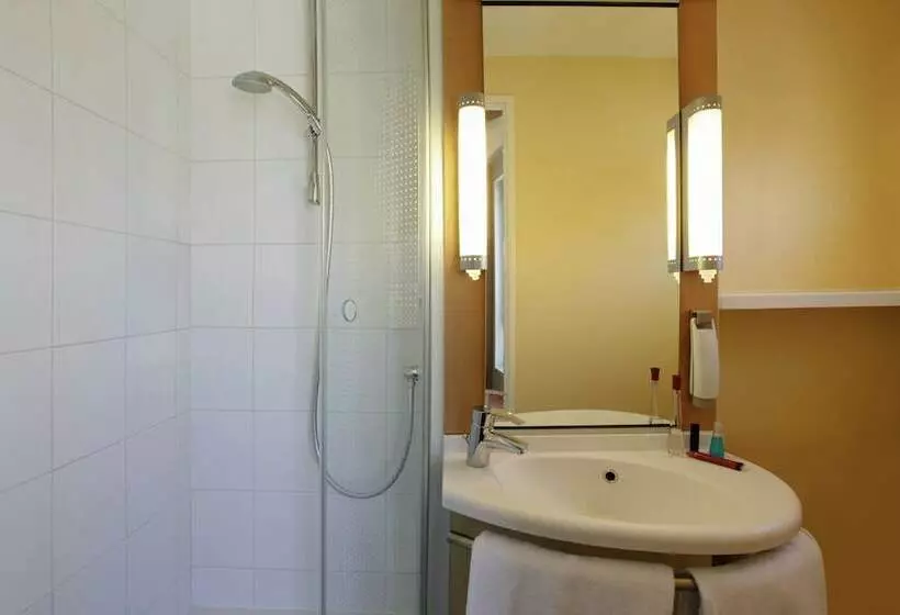 هتل Ibis Nantes Centre Gare Sud