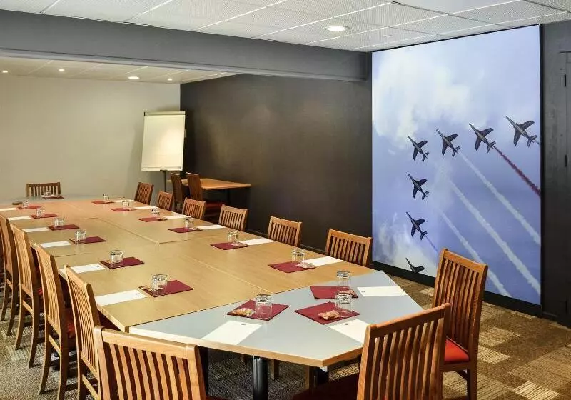 酒店 Ibis Salon De Provence