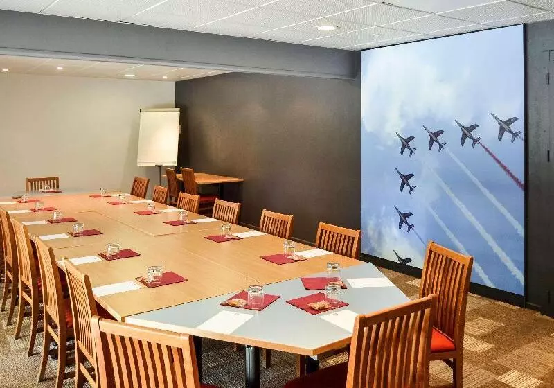 酒店 Ibis Salon De Provence