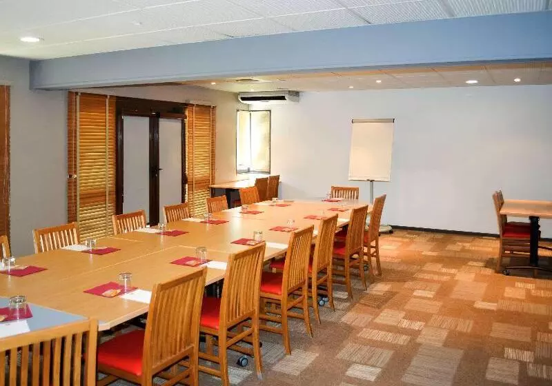 酒店 Ibis Salon De Provence