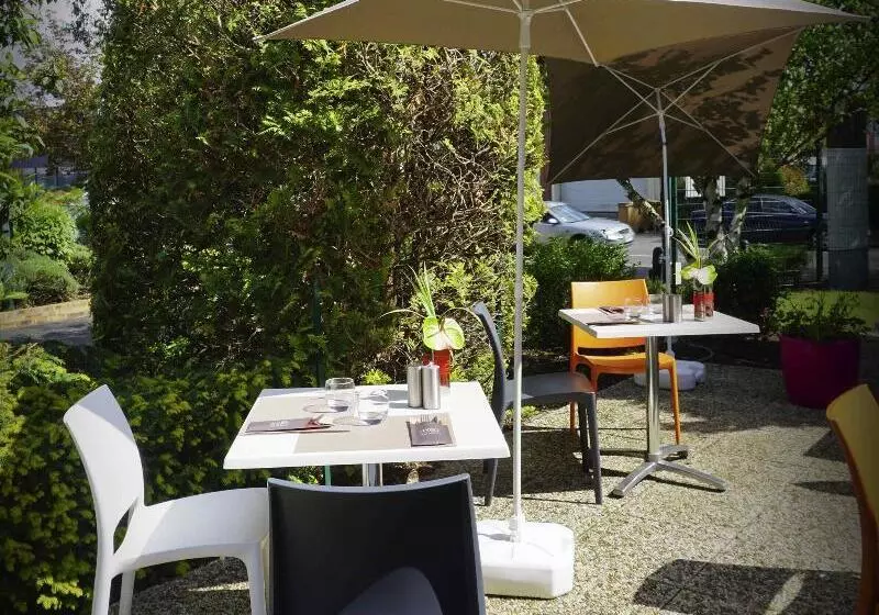 فندق Ibis Tours Sud