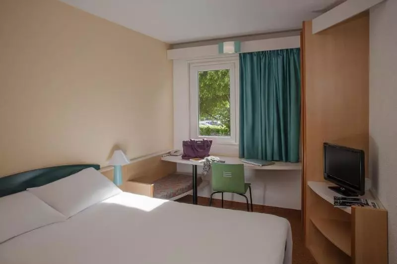 فندق Ibis Tours Sud