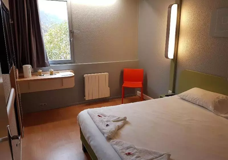 Отель Inn Design Moutiers