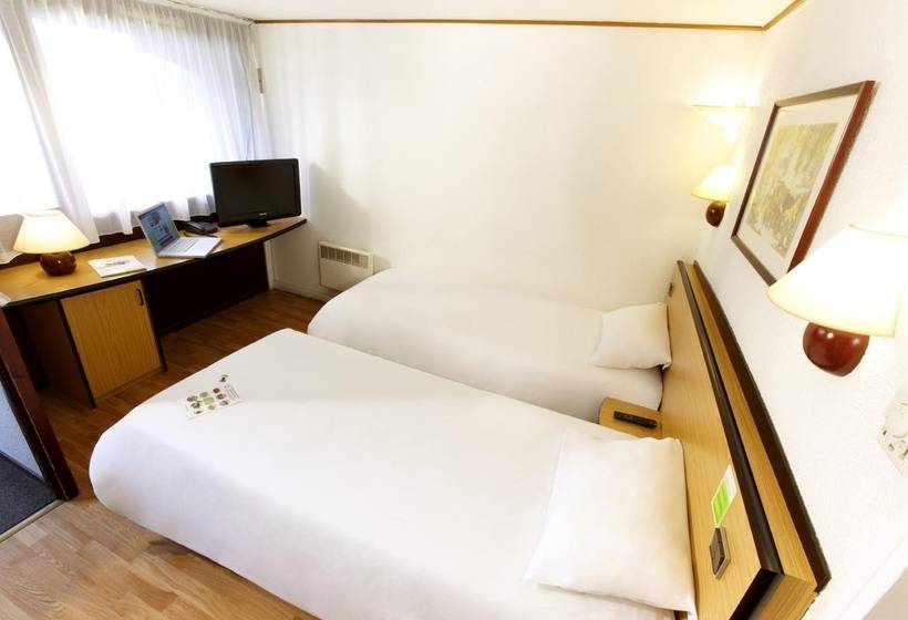 Отель Kyriad Direct Marseille Ouest Martigues