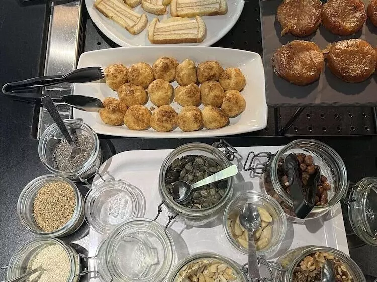 Hotel Kyriad Direct Marseille Ouest  Martigues