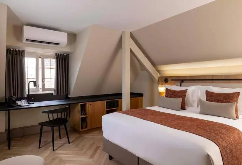 Отель La Diligence