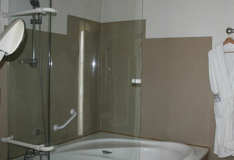 فندق La Poularde