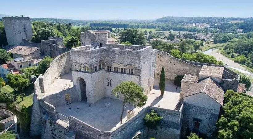 فندق Logis Le Printemps Hôtel Restaurant Montélimar