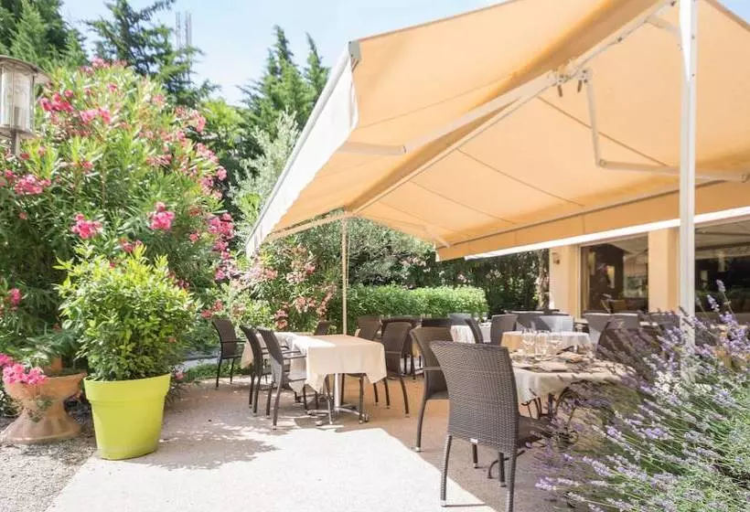 فندق Logis Le Printemps Hôtel Restaurant Montélimar