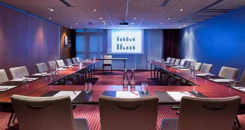 ホテル Mercure Paris Centre Tour Eiffel