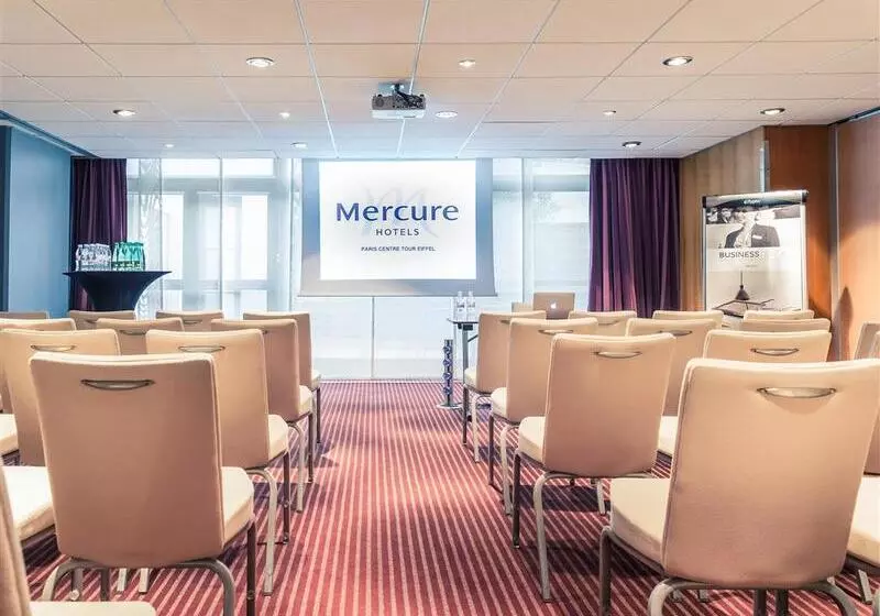 ホテル Mercure Paris Centre Tour Eiffel