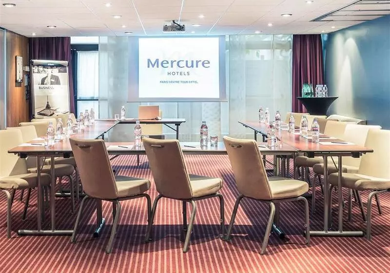 ホテル Mercure Paris Centre Tour Eiffel