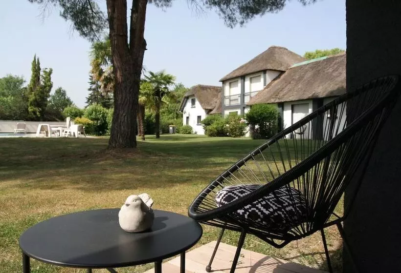 モーテル La Chaumière Du Bois