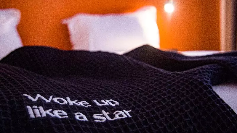 בית מלון כפרי Clapclap Hôtel, Food & Bar