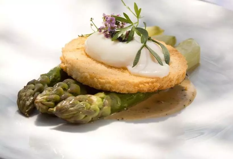 فندق Auberge De La Madone