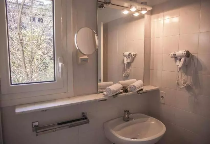 فندق Auberge De La Madone