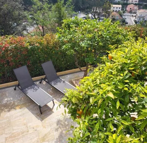 בית מלון כפרי Château Le Cagnard