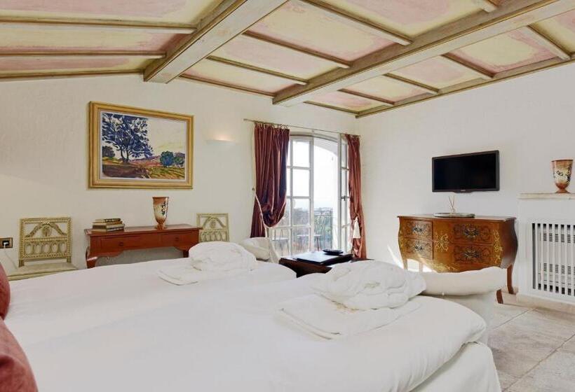 هتل Château Le Cagnard