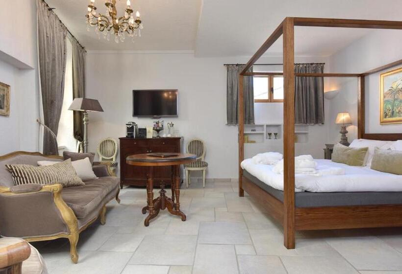 هتل Château Le Cagnard