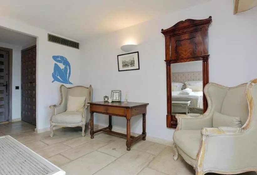 בית מלון כפרי Château Le Cagnard