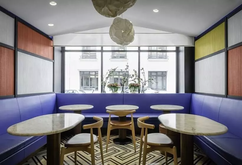 ホテル Du Ministere