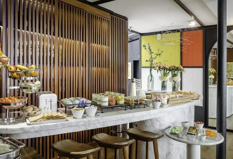 ホテル Du Ministere