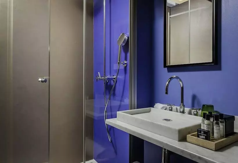 ホテル Du Ministere