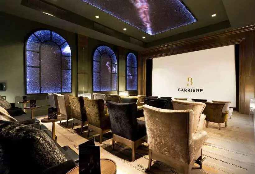 فندق Hôtel Barrière Le Majestic Cannes
