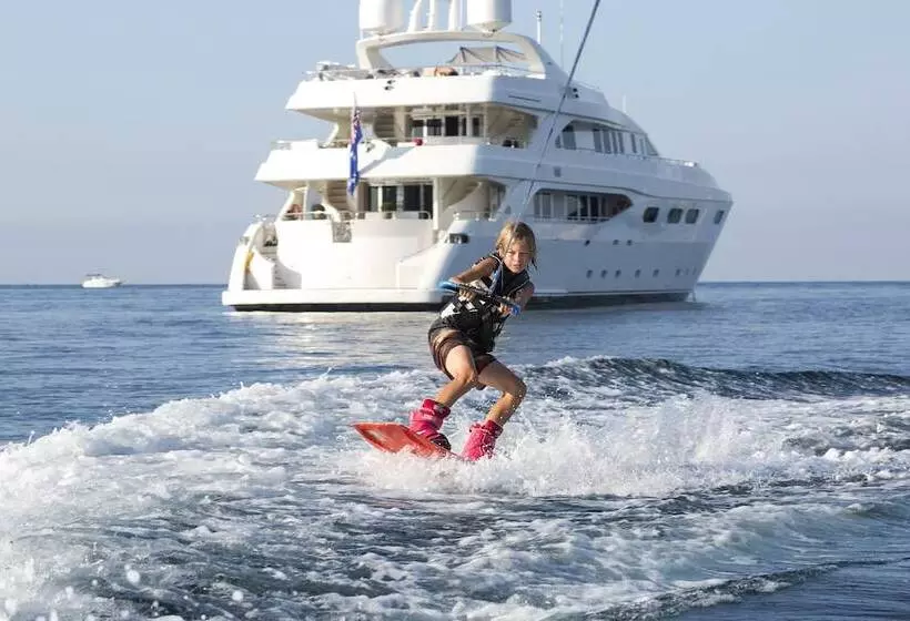 فندق Hôtel Barrière Le Majestic Cannes
