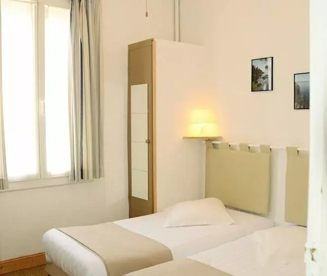 فندق Hôtel L Oustaou