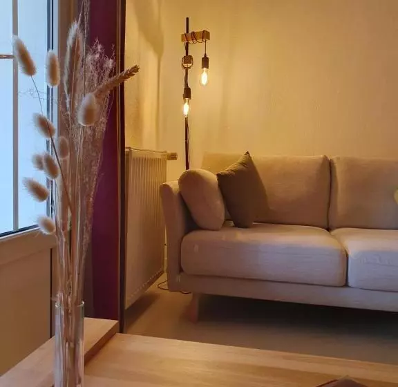 Отель Hôtel Les Prateaux