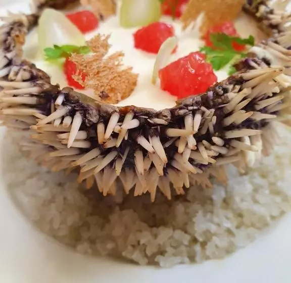 Отель Hôtel Les Prateaux