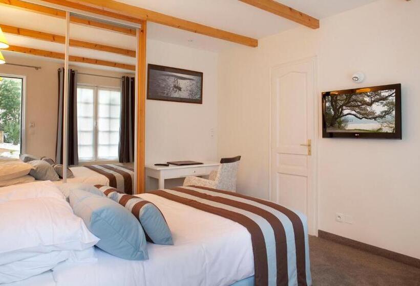 ホテル Hôtel Les Prateaux