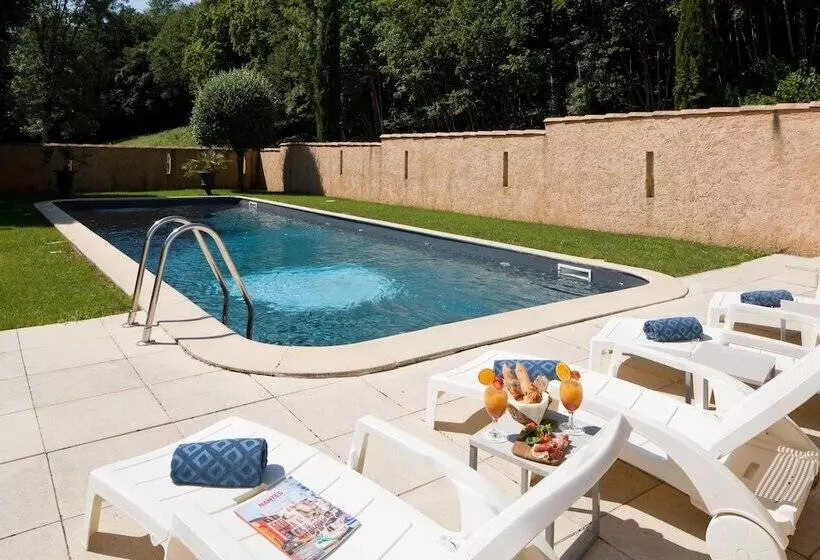 בית מלון כפרי Hôtel Saint Martin   La Maison Younan