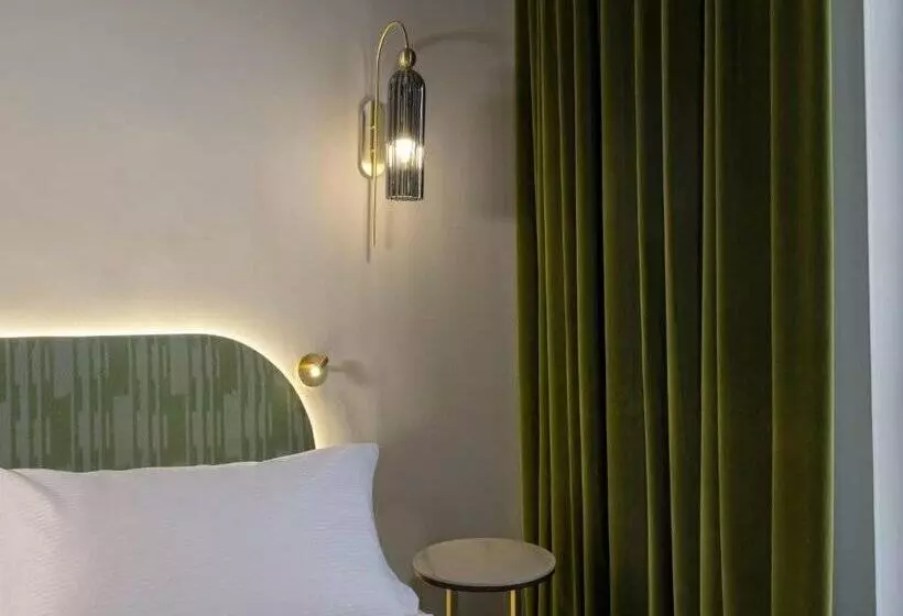 ホテル L De Lutece Notre Dame