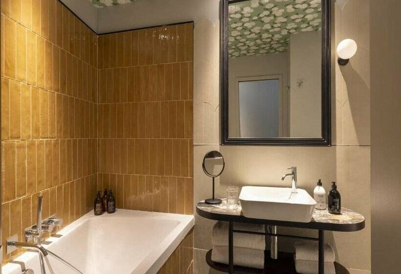 هتل L De Lutece Notre Dame