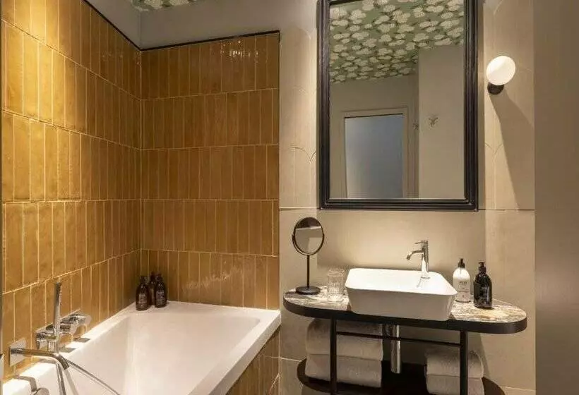 ホテル L De Lutece Notre Dame