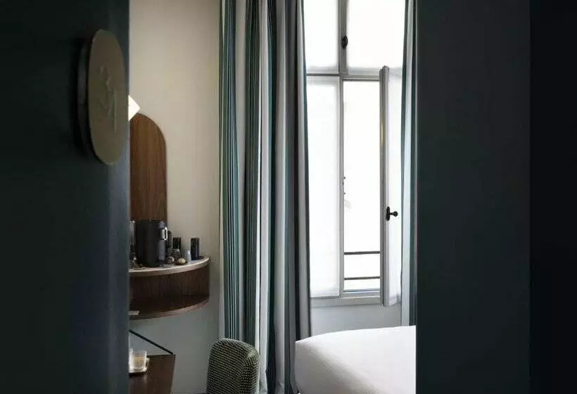 ホテル L De Lutece Notre Dame